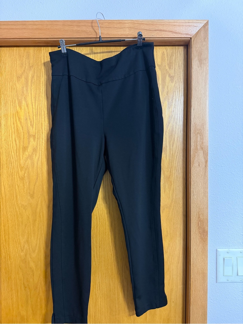 Dear Scarlett magic pants Black Skinny Pull-On pants - Women's